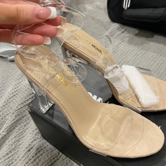 Brand new clear fashion nova heels - Picture 4 of 4